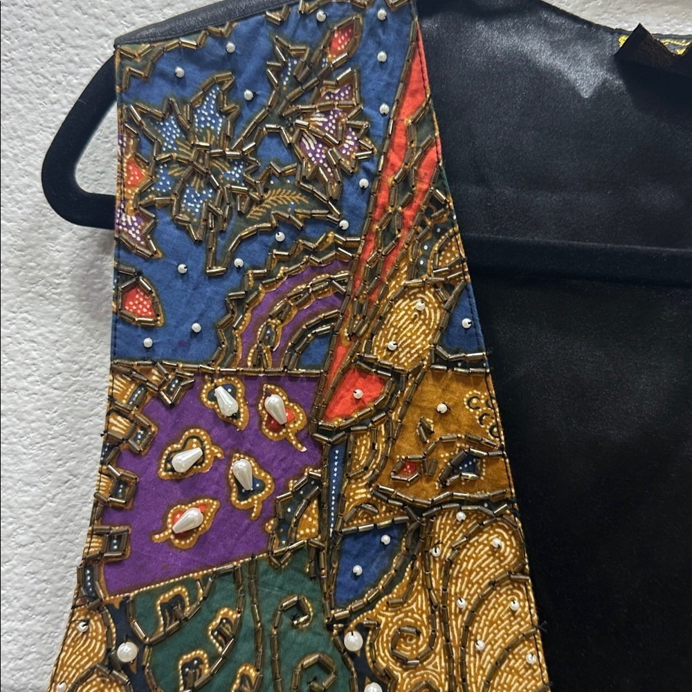 Vintage Beli Chic Women's Colorful Patchwork Vest - Picture 3 of 8